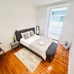 Bernardim - No 87 - 2B - The Three-Bedroom Escape