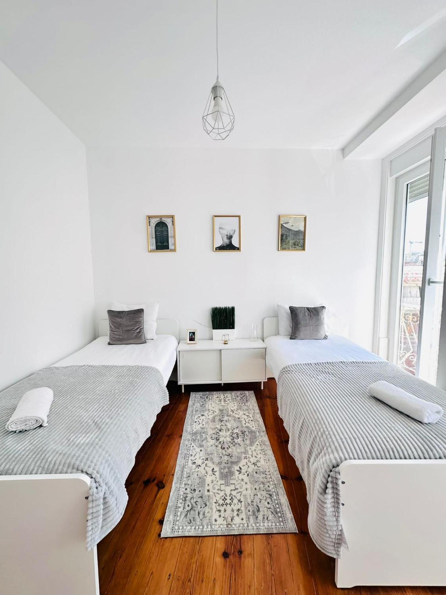 Bernardim - No 87 - 2b - The Three-bedroom Escape