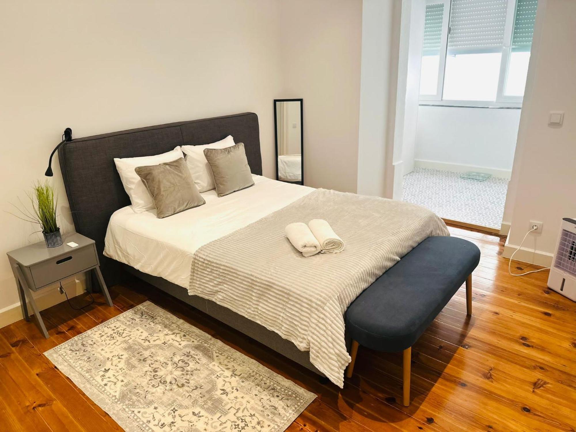 Bernardim - No 87 - 2b - The Three-bedroom Escape Apartamento Lisboa